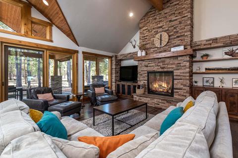 56317 Fireglass Loop, Bend, OR 97707 photo 1