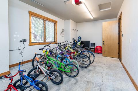 56317 Fireglass Loop, Bend, OR 97707 photo 40