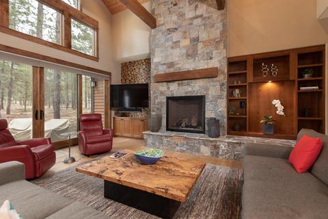56266 Sable Rock Loop, Bend, OR 97707 photo 4