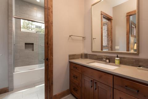 56266 Sable Rock Loop, Bend, OR 97707 photo 23