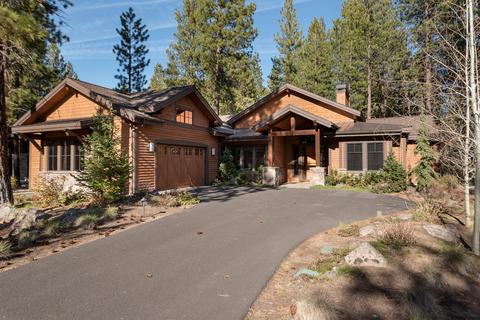 56266 Sable Rock Loop, Bend, OR 97707 photo 1