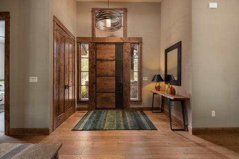 56266 Sable Rock Loop, Bend, OR 97707 photo 2