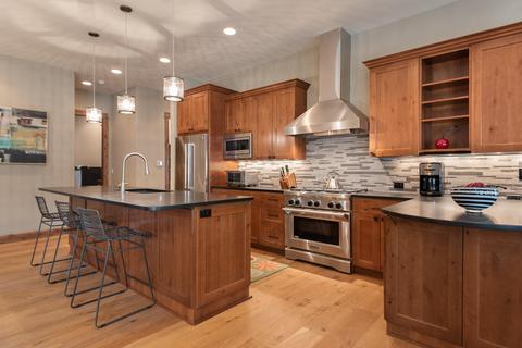 56266 Sable Rock Loop, Bend, OR 97707 photo 9