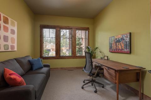 56266 Sable Rock Loop, Bend, OR 97707 photo 28