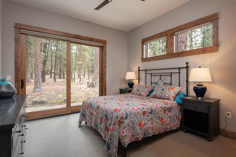 56266 Sable Rock Loop, Bend, OR 97707 photo 21