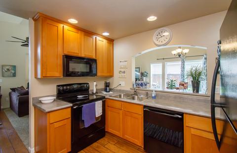 304 Live Oak Loop, Central Point, OR 97502 photo 10