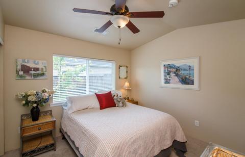 304 Live Oak Loop, Central Point, OR 97502 photo 13