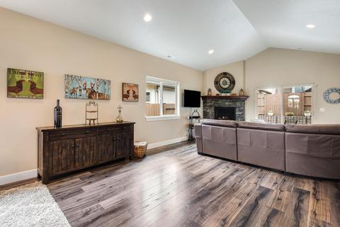 2953 NE Flagstone Ave, Bend, OR 97701 photo 9