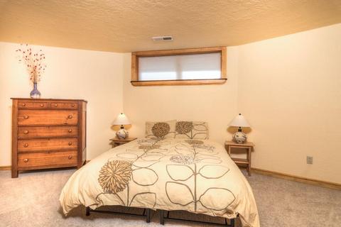 17018 Cooper Dr, Bend, OR 97707 photo 24