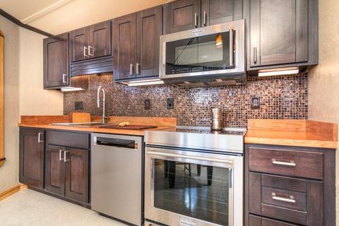 17018 Cooper Dr, Bend, OR 97707 photo 11