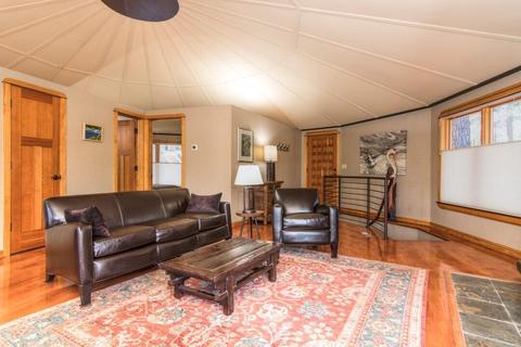 17018 Cooper Dr, Bend, OR 97707 photo 3