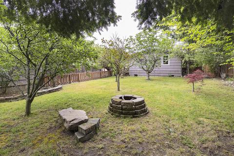 302 W 5th St, Phoenix, OR 97535 photo 15