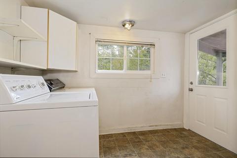 302 W 5th St, Phoenix, OR 97535 photo 11
