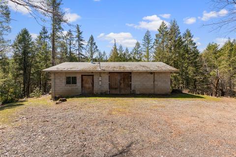 6277 W Side Rd, Cave Junction, OR 97523 photo 5