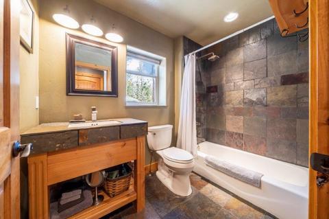 54467 Elk Dr, Bend, OR 97707 photo 22