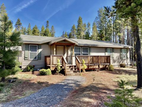 17206 Jacinto Rd, Bend, OR 97707 photo 1