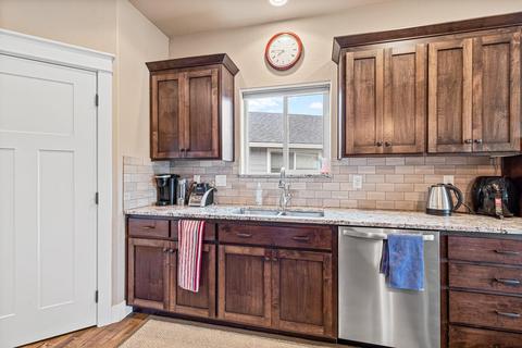 120 Cedric Ct, Eagle Point, OR 97524 photo 14