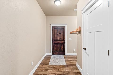 120 Cedric Ct, Eagle Point, OR 97524 photo 3