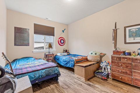 120 Cedric Ct, Eagle Point, OR 97524 photo 24