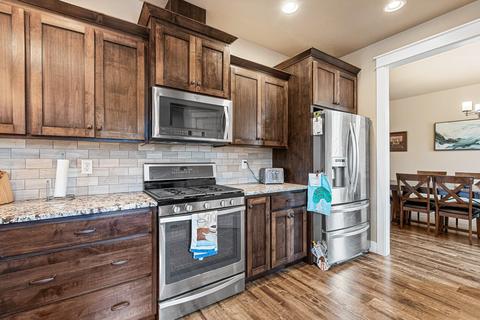 120 Cedric Ct, Eagle Point, OR 97524 photo 13