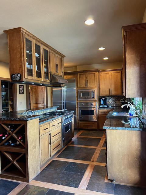 255 Echo Way, Eagle Point, OR 97524 photo 13