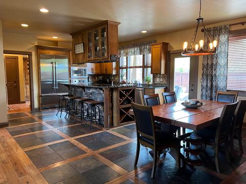 255 Echo Way, Eagle Point, OR 97524 photo 9