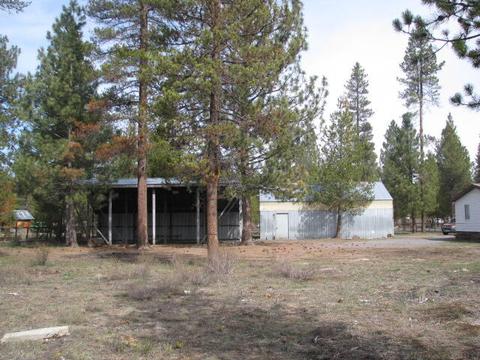 956 Hackett Dr, La Pine, OR 97739 photo 2
