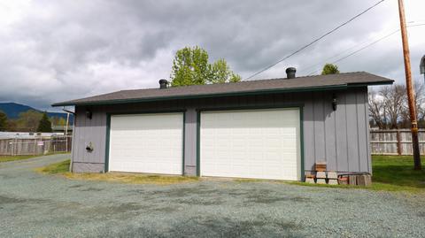 8820 East Evans Creek Rd, Rogue River, OR 97537 photo 6