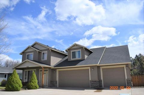 63254 NW Lavacrest St, Bend, OR 97703 photo 2