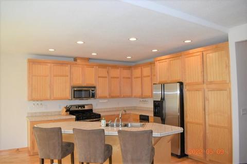 63254 NW Lavacrest St, Bend, OR 97703 photo 4