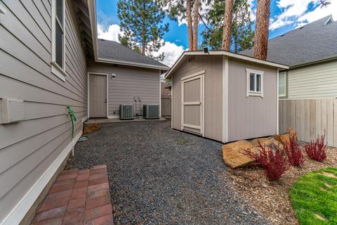 60880 Oasis Pl, Bend, OR 97702 photo 25