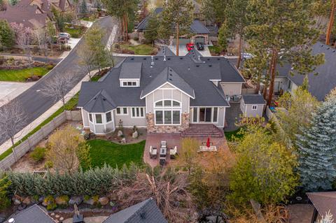 60880 Oasis Pl, Bend, OR 97702 photo 2