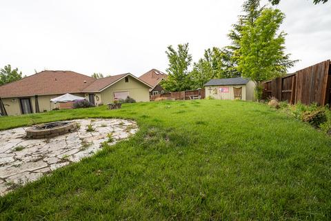 1041 Highlands Dr, Eagle Point, OR 97524 photo 16