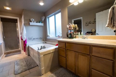 1041 Highlands Dr, Eagle Point, OR 97524 photo 49