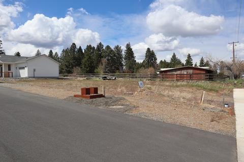 2109 NE 11th Pl, Bend, OR 97701 photo 3