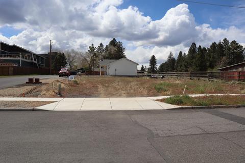 2109 NE 11th Pl, Bend, OR 97701 photo 12