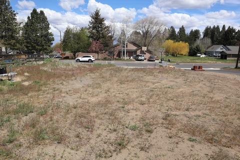 2109 NE 11th Pl, Bend, OR 97701 photo 10
