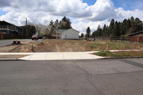 2109 NE 11th Pl, Bend, OR 97701 photo 11