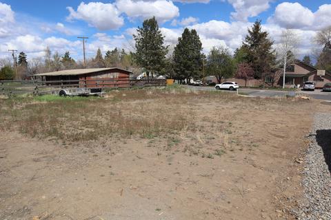 2109 NE 11th Pl, Bend, OR 97701 photo 9