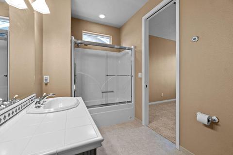 61957 Fall Creek Loop, Bend, OR 97702 photo 23