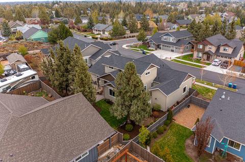 20880 Rorick Dr, Bend, OR 97701 photo 43