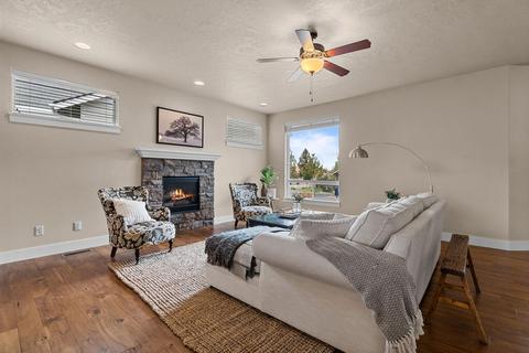 20880 Rorick Dr, Bend, OR 97701 photo 8
