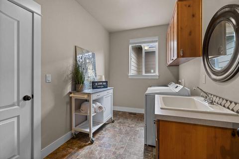 20880 Rorick Dr, Bend, OR 97701 photo 25