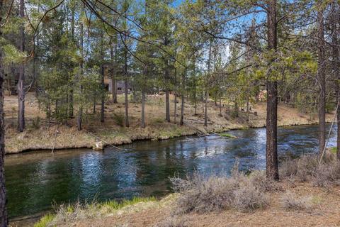 15100 Yellow Pine Loop, Bend, OR 97707 photo 3