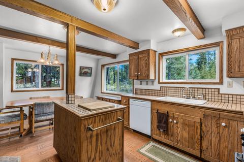 15100 Yellow Pine Loop, Bend, OR 97707 photo 8
