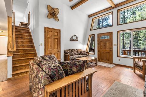 15100 Yellow Pine Loop, Bend, OR 97707 photo 6