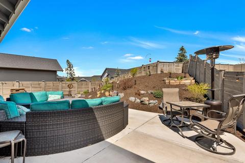 60126 SE Ruby Peak Loop, Bend, OR 97702 photo 23