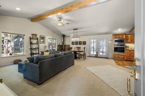 15375 Ponderosa Loop, La Pine, OR 97739 photo 4