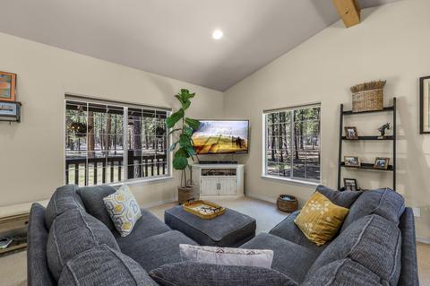 15375 Ponderosa Loop, La Pine, OR 97739 photo 2