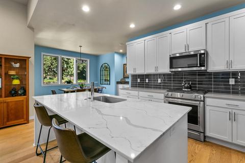 63145 Iner Loop, Bend, OR 97701 photo 11